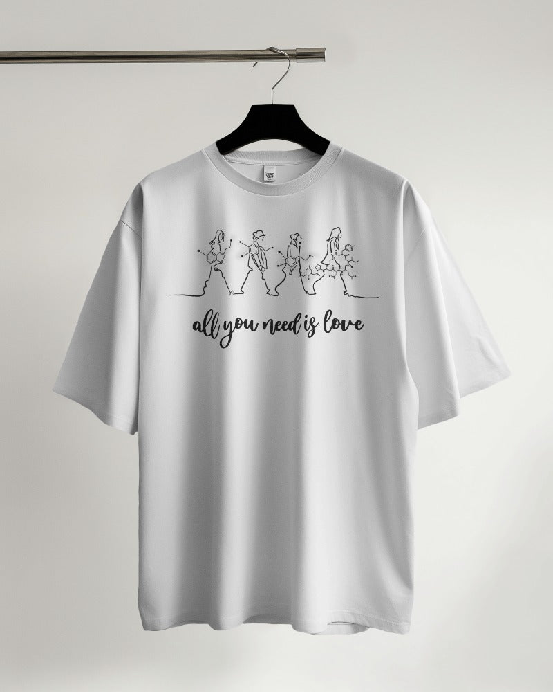 All You Need Is Love 2 - Oversized Tshirt